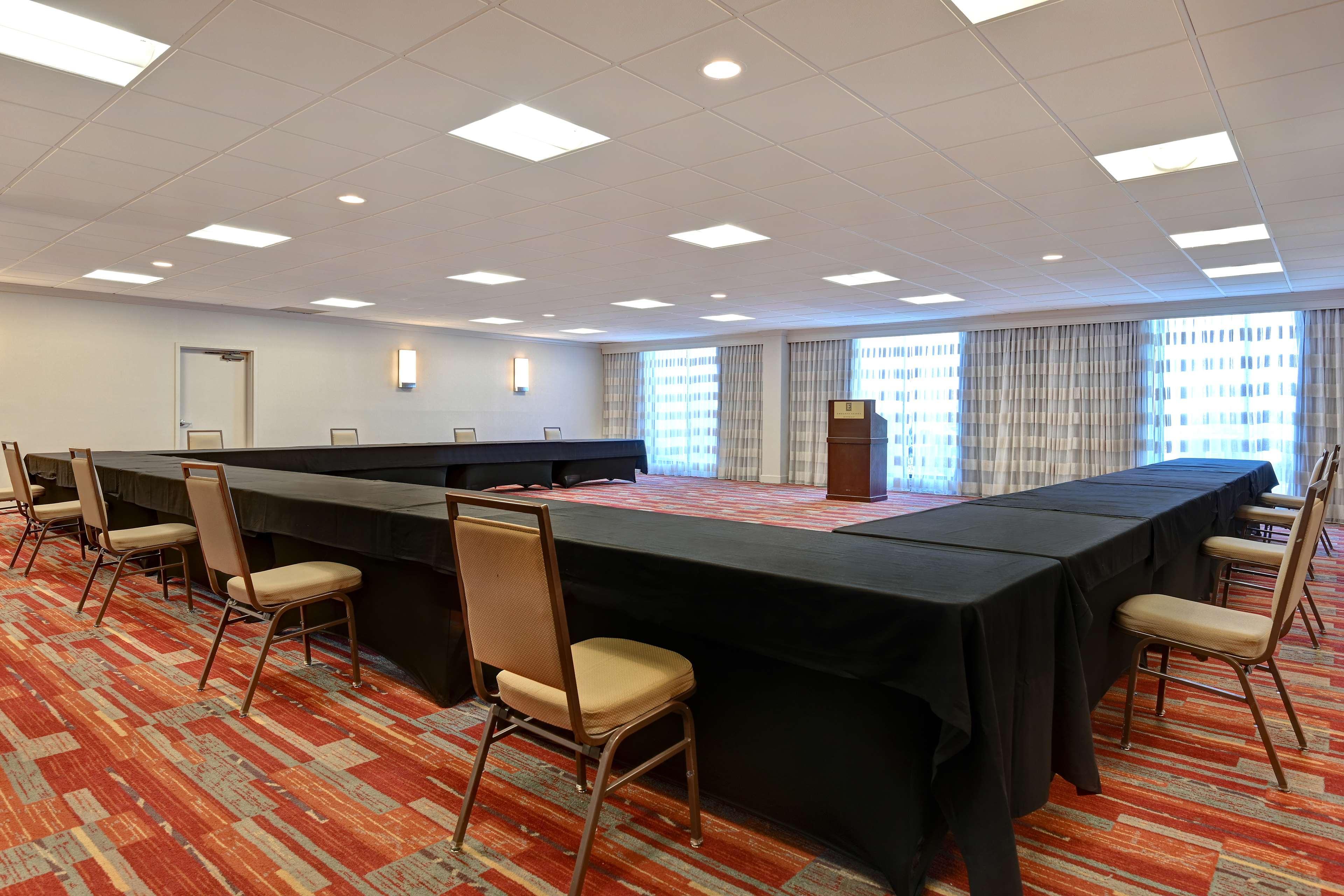 Embassy Suites By Hilton Colorado Springs Exteriér fotografie