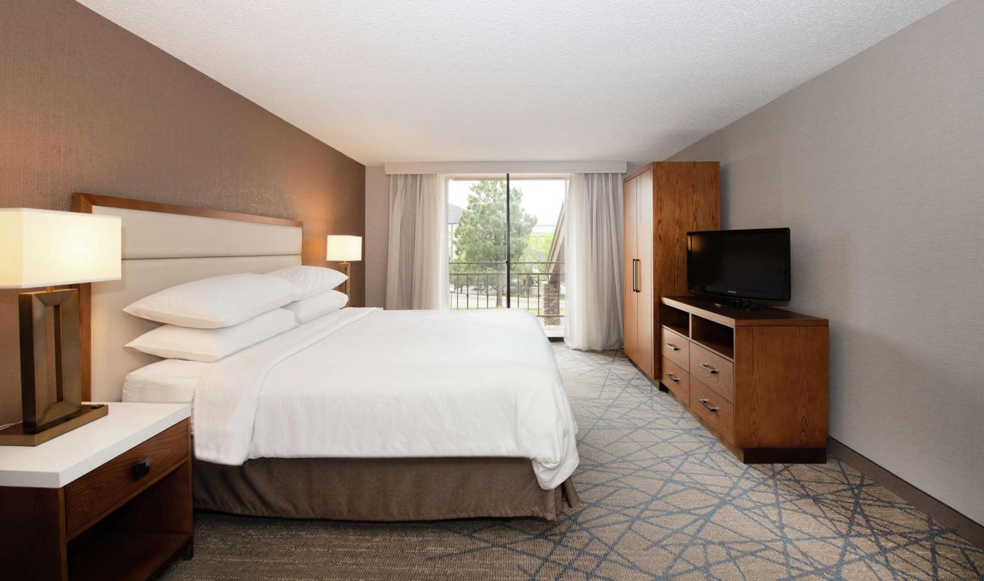 Embassy Suites By Hilton Colorado Springs Exteriér fotografie