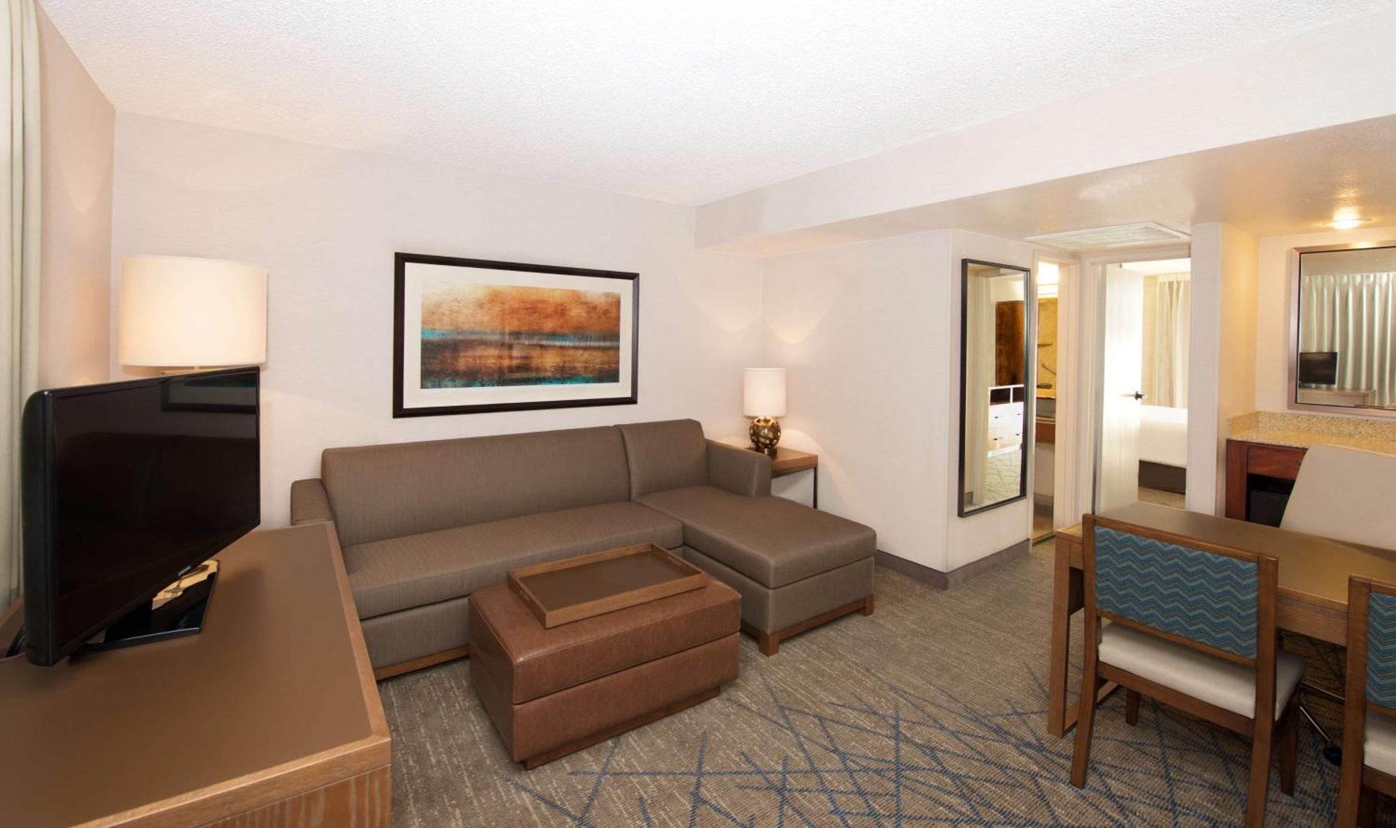 Embassy Suites By Hilton Colorado Springs Exteriér fotografie