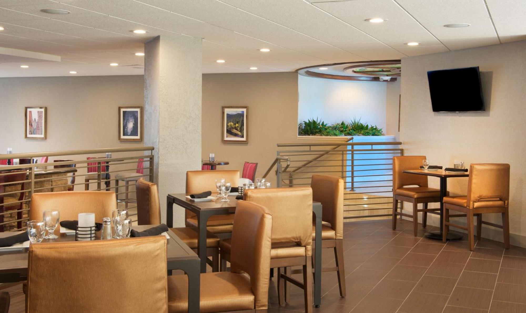 Embassy Suites By Hilton Colorado Springs Exteriér fotografie